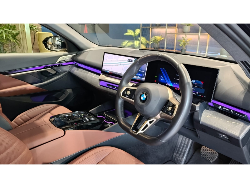 BMW 5 Series 530Li LWB