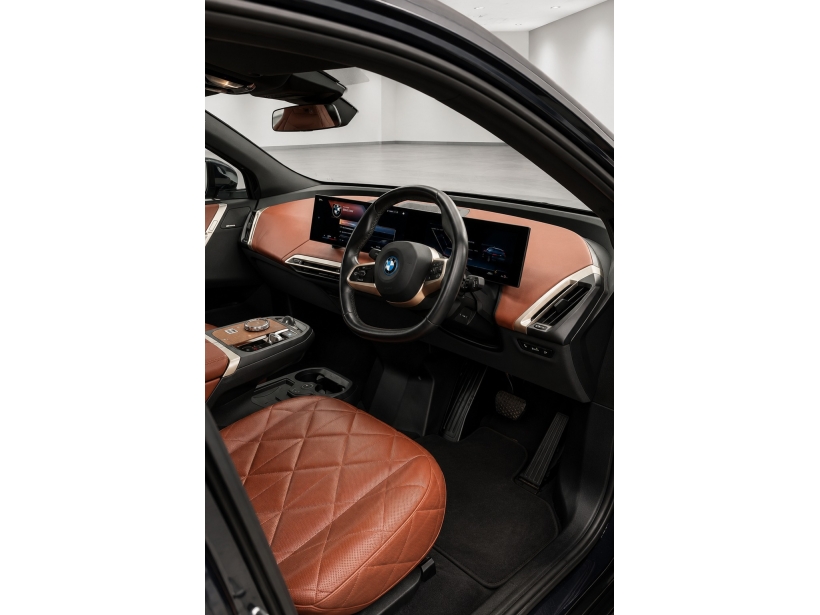 BMW iX xDrive40
