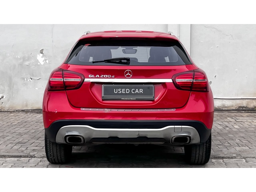 Mercedes Benz GLA Class 200 d Sport