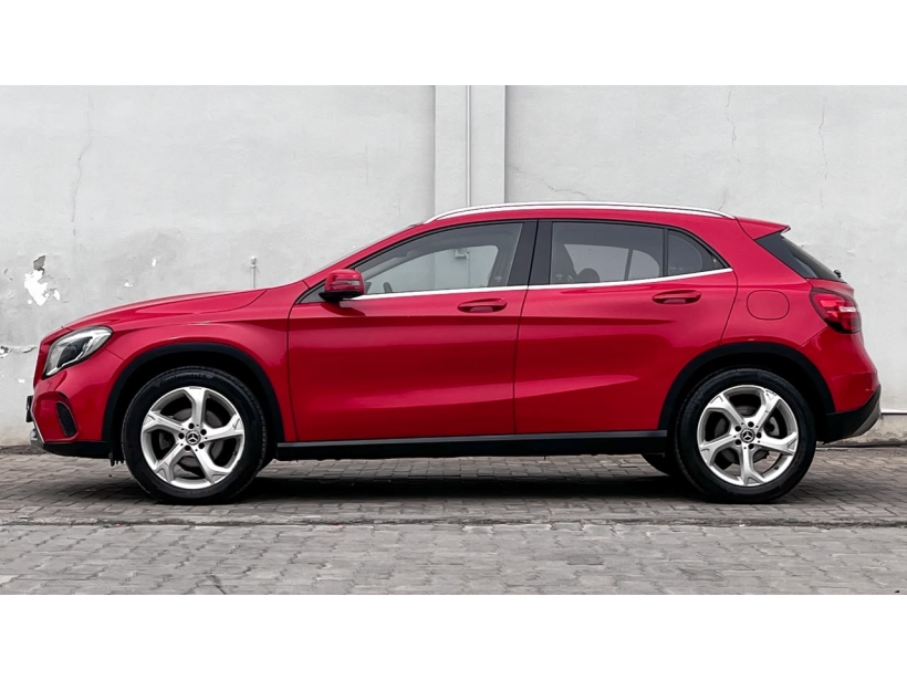 Mercedes Benz GLA Class 200 d Sport