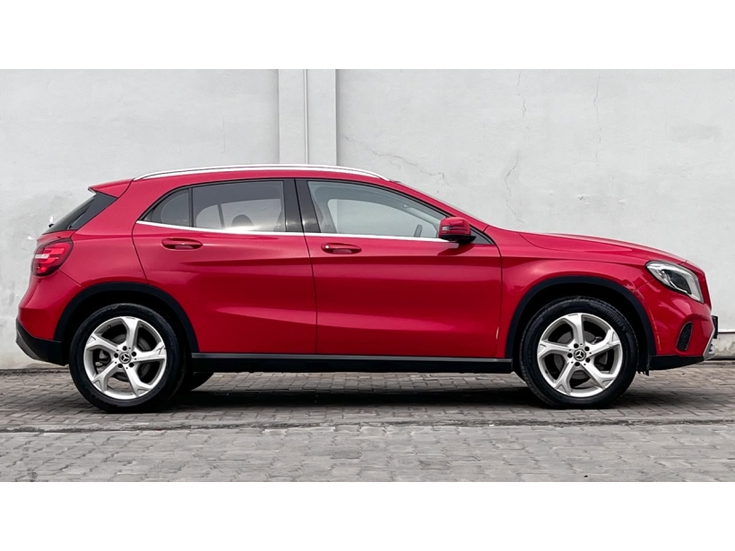 Mercedes Benz GLA Class 200 d Sport