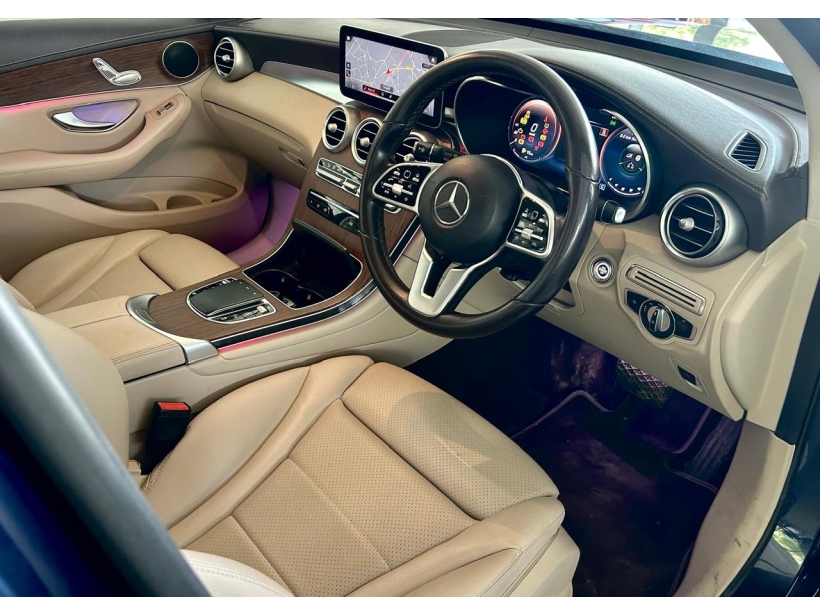 Mercedes Benz GLC 200 4MATIC