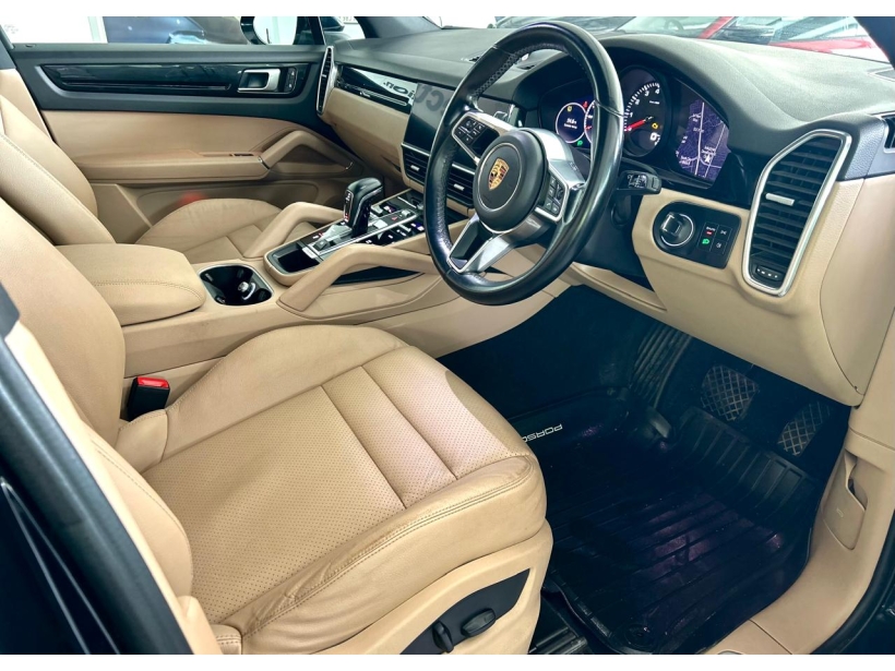 Porsche Cayenne Platinum Edition