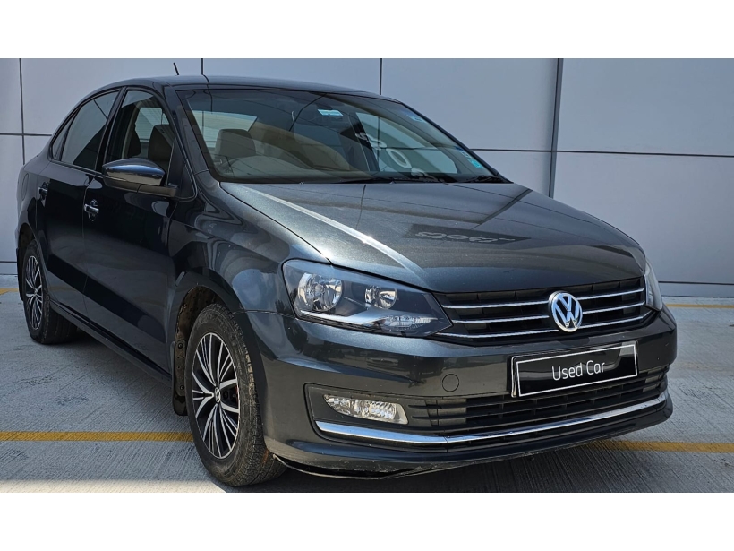 Volkswagen Vento 1.6L MT Highline Petrol