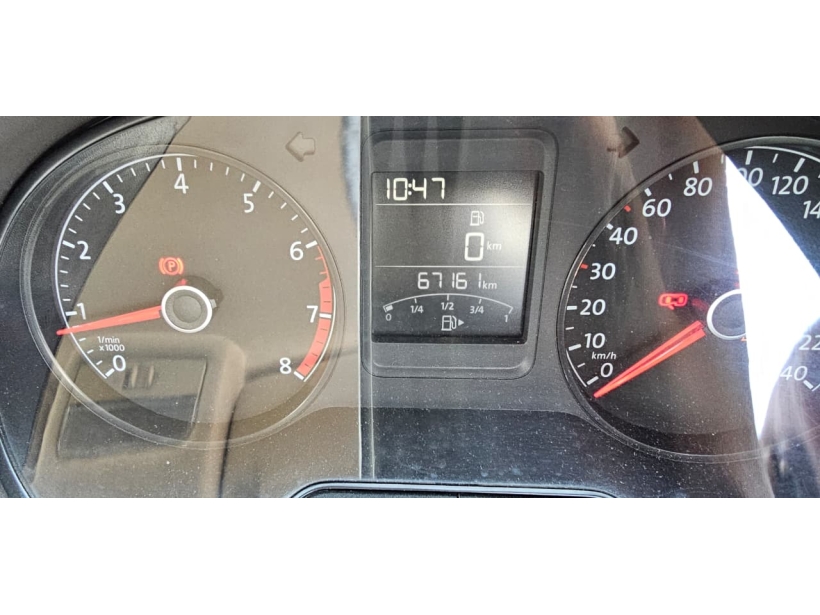 Volkswagen Vento 1.6L MT Highline Petrol
