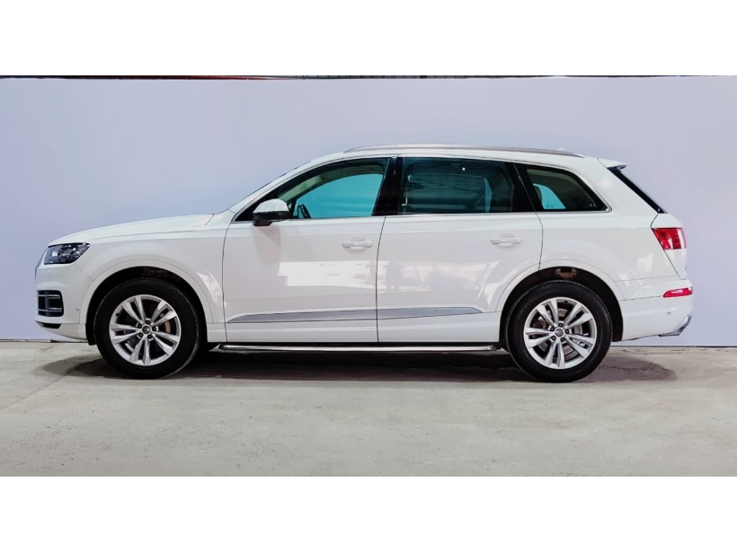 Audi Q7 45 TDI Technology Pack + Sunroof