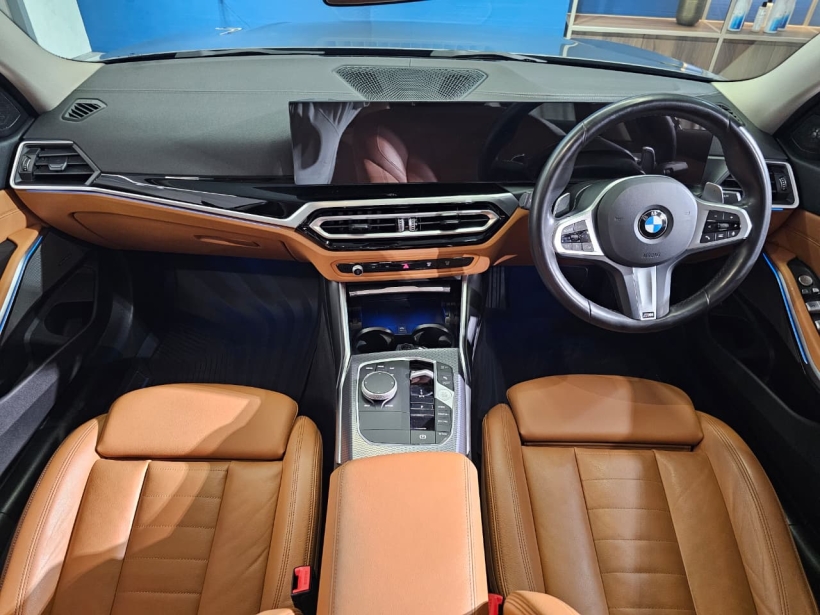 BMW 3 Series Gran Limousine 330Li M Sport