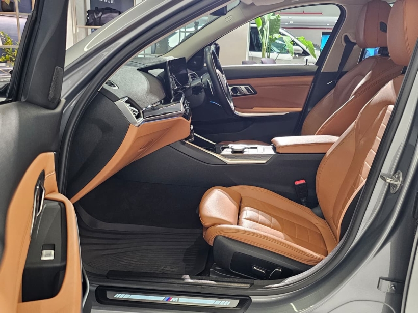 BMW 3 Series Gran Limousine 330Li M Sport