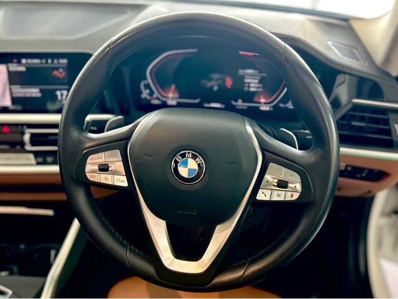 BMW 3 Series Gran Limousine 330Li Luxury Line