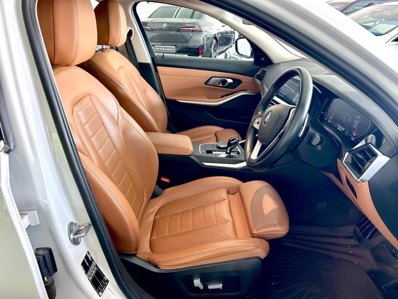 BMW 3 Series Gran Limousine 330Li Luxury Line