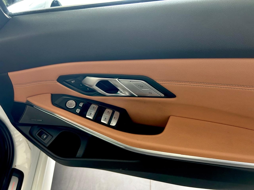 BMW 3 Series Gran Limousine 330Li Luxury Line