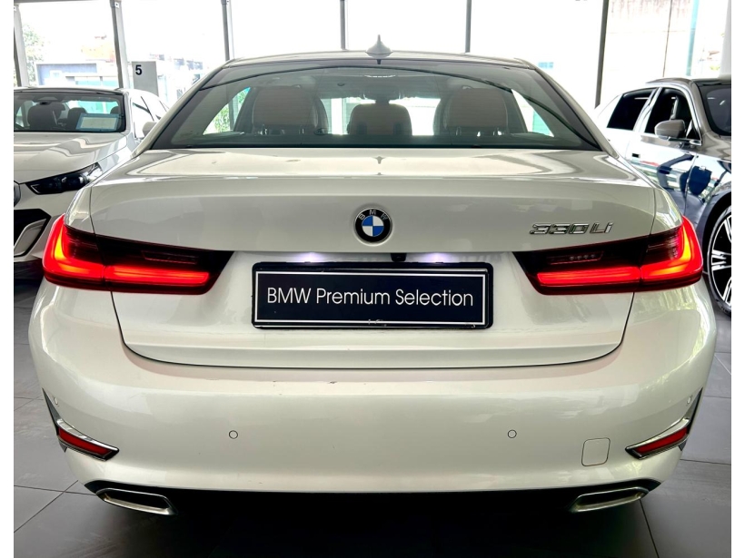BMW 3 Series Gran Limousine 330Li Luxury Line