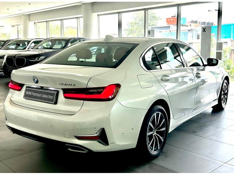 BMW 3 Series Gran Limousine 330Li Luxury Line