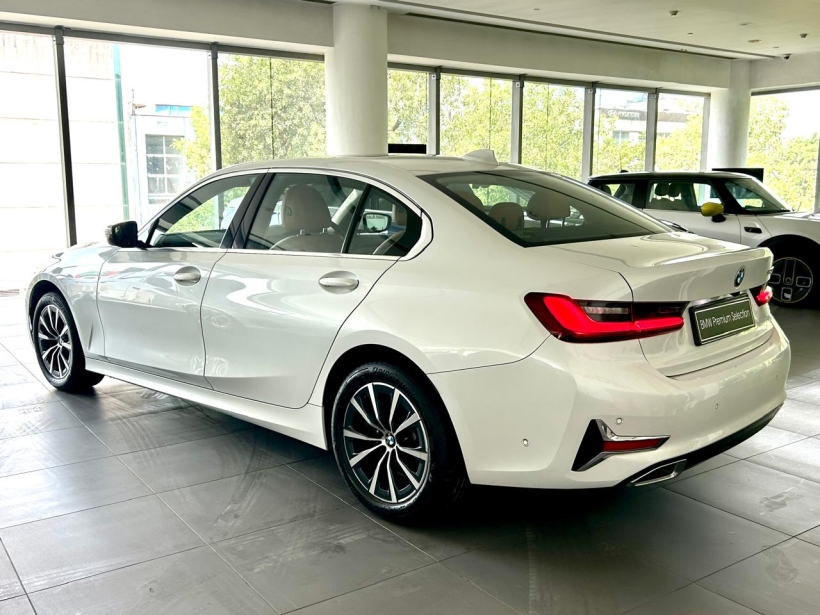 BMW 3 Series Gran Limousine 330Li Luxury Line