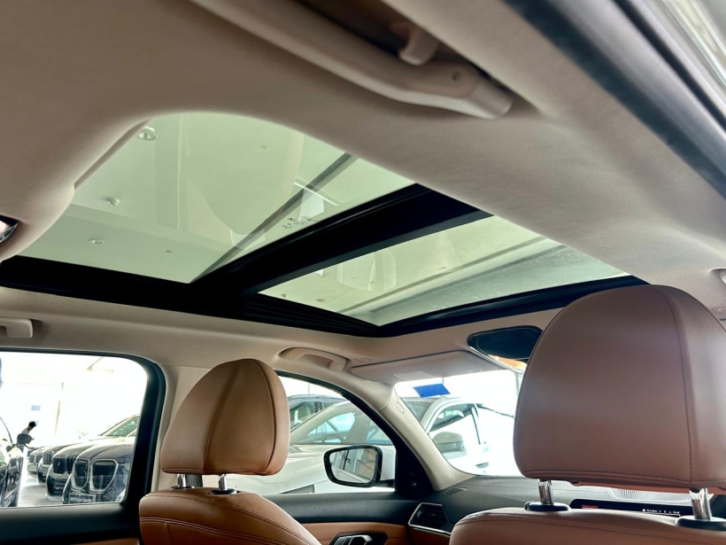 BMW 3 Series Gran Limousine 330Li Luxury Line