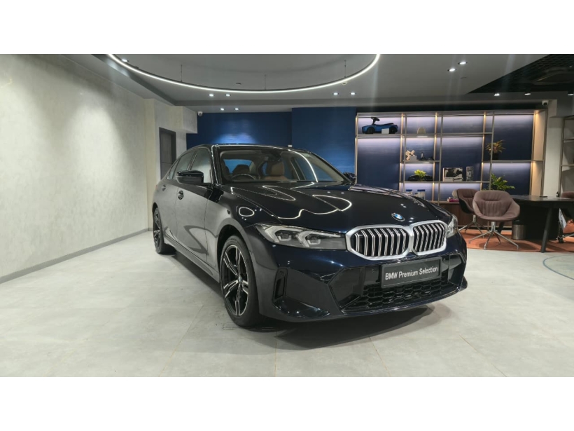 BMW 3 Series 330Li M Sport