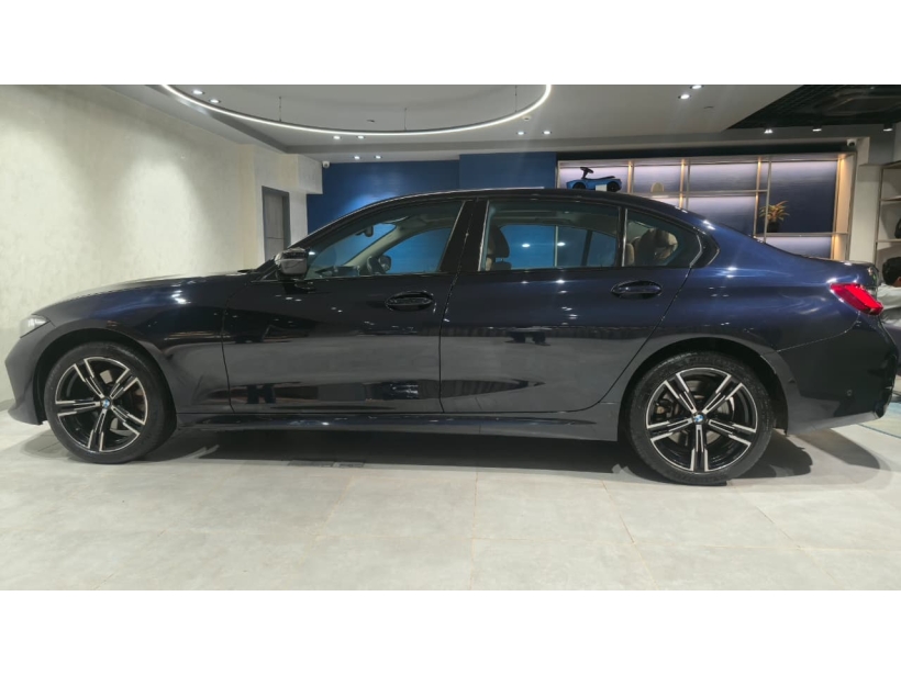 BMW 3 Series 330Li M Sport