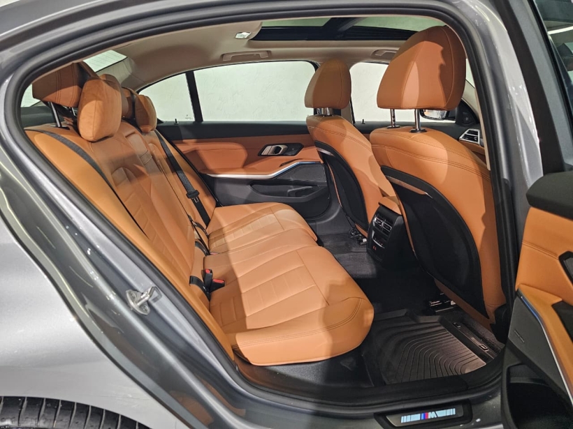 BMW 3 Series Gran Limousine 330Li M Sport