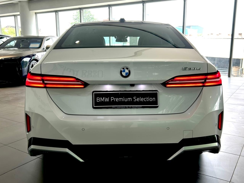 BMW 5 Series 530Li M Sport LWB