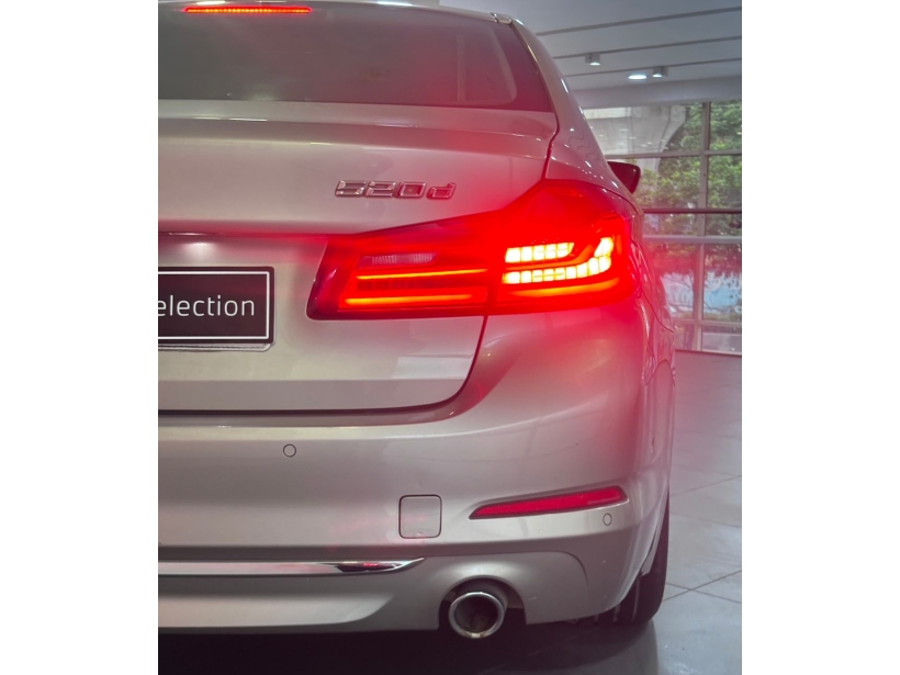 BMW 5 Series 520d Luxury Line