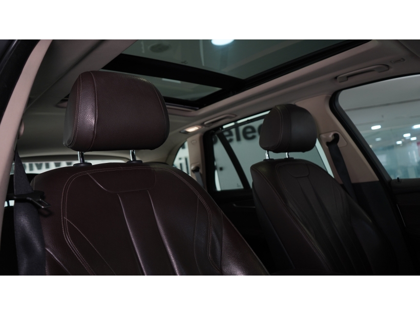 BMW X5 xDrive30d Design Pure Experience