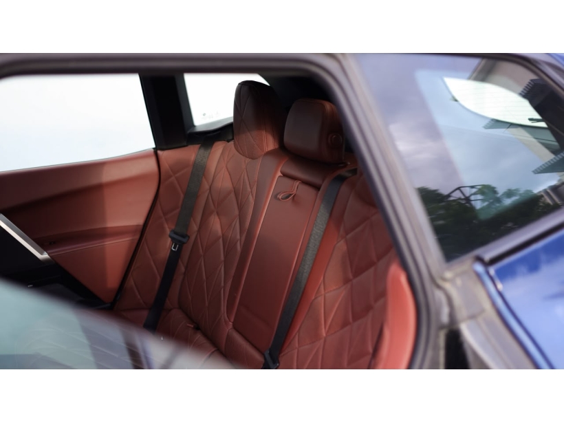 BMW iX xDrive40