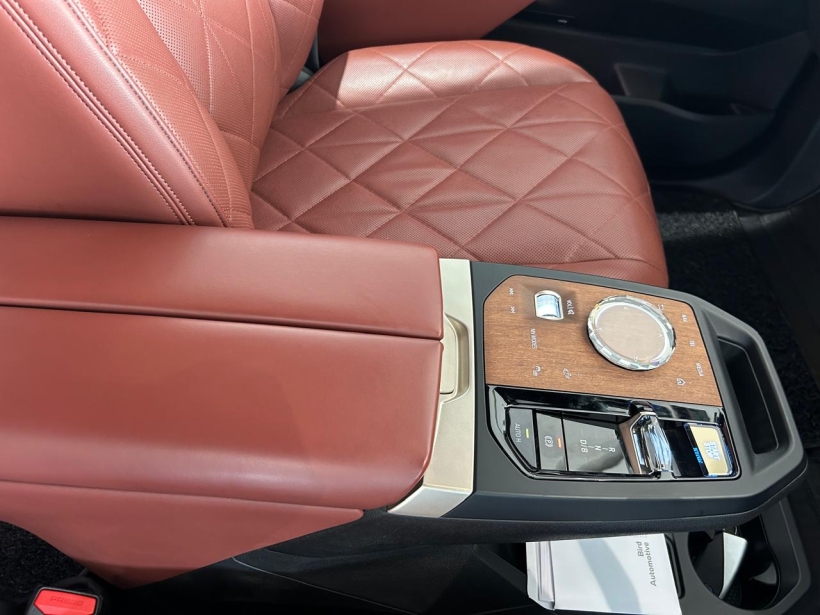 BMW iX xDrive40