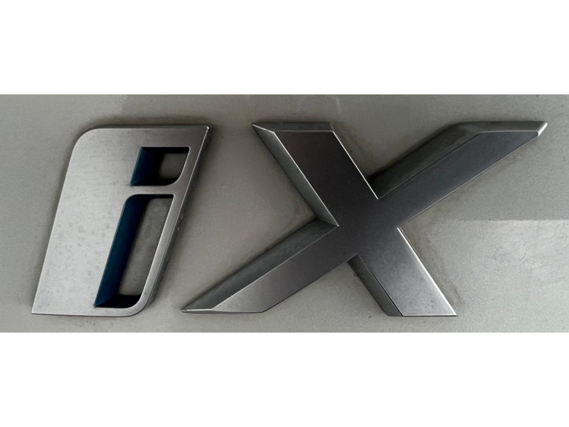 BMW iX xDrive40