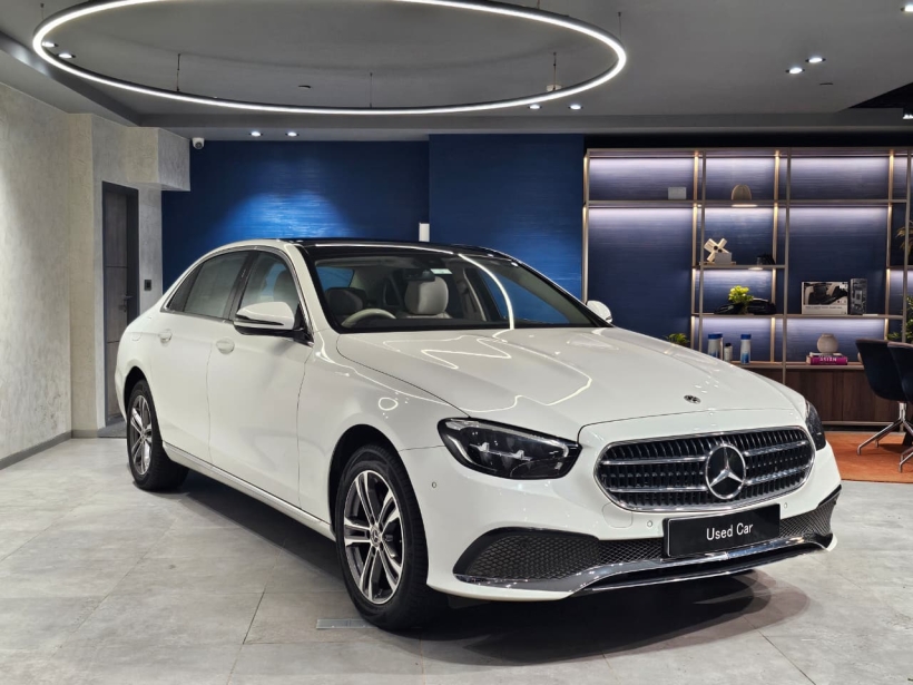Mercedes Benz E Class 220 CDI AT