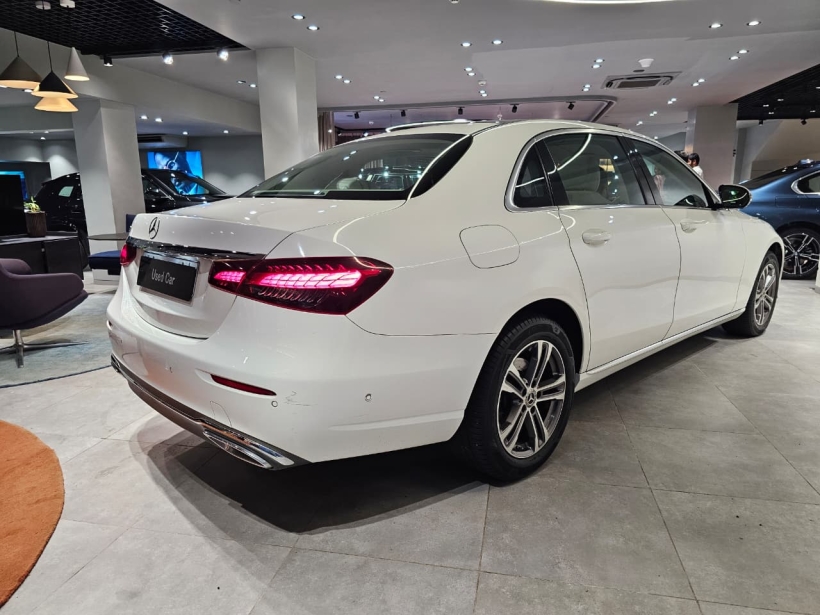 Mercedes Benz E Class 220 CDI AT