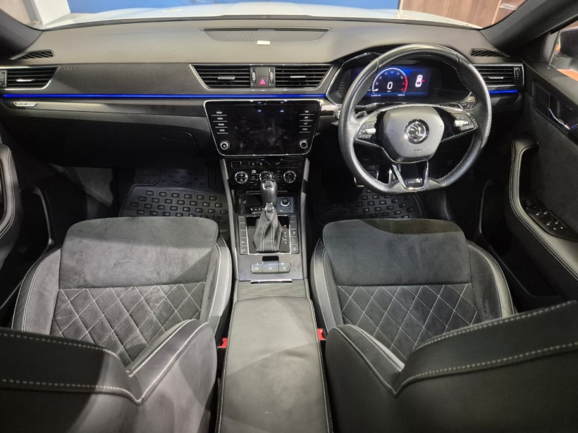 Skoda Superb Sportline 2.0 TSI AT