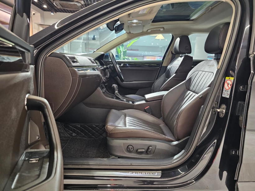 Skoda Superb L&K TSI AT