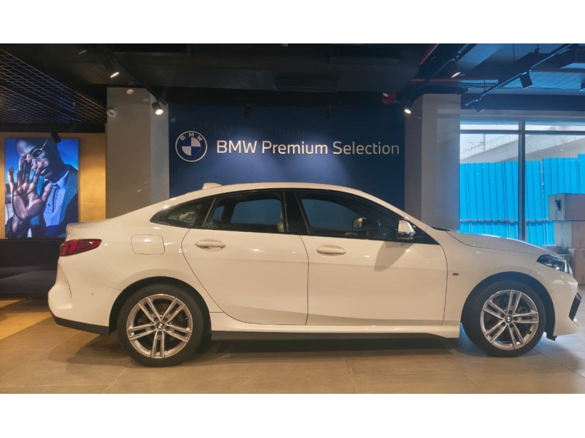 BMW 2 Series 220i M Sport