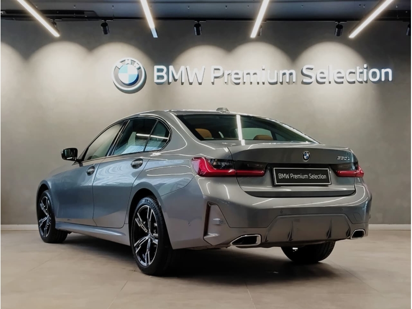 BMW 3 Series Gran Limousine 330Li M Sport