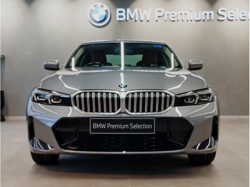 BMW 3 Series Gran Limousine 330Li M Sport