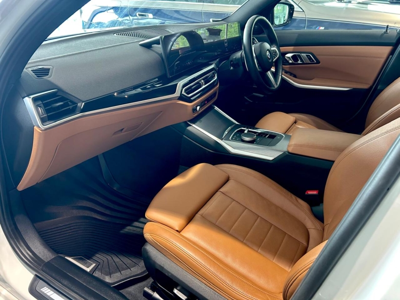 BMW 3 Series Gran Limousine 330Li M Sport Pro