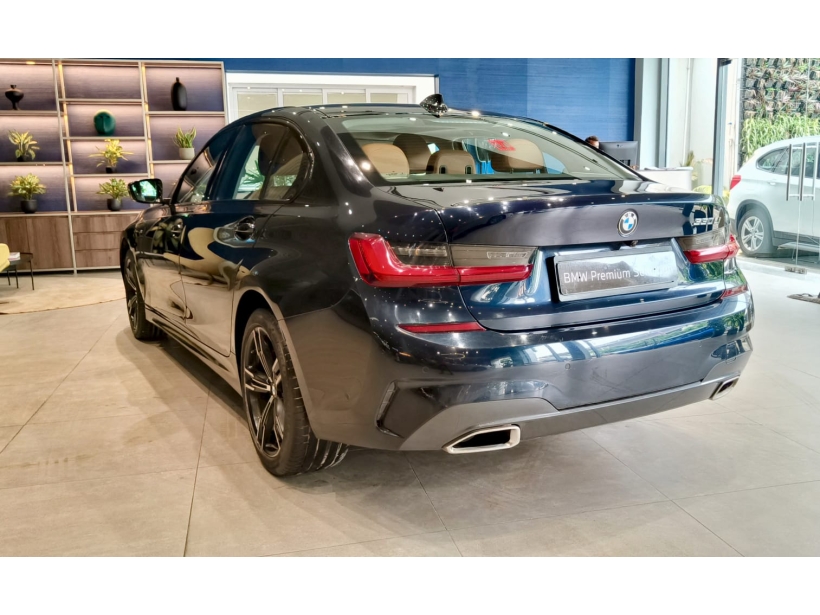BMW 3 Series Gran Limousine 330Li M Sport