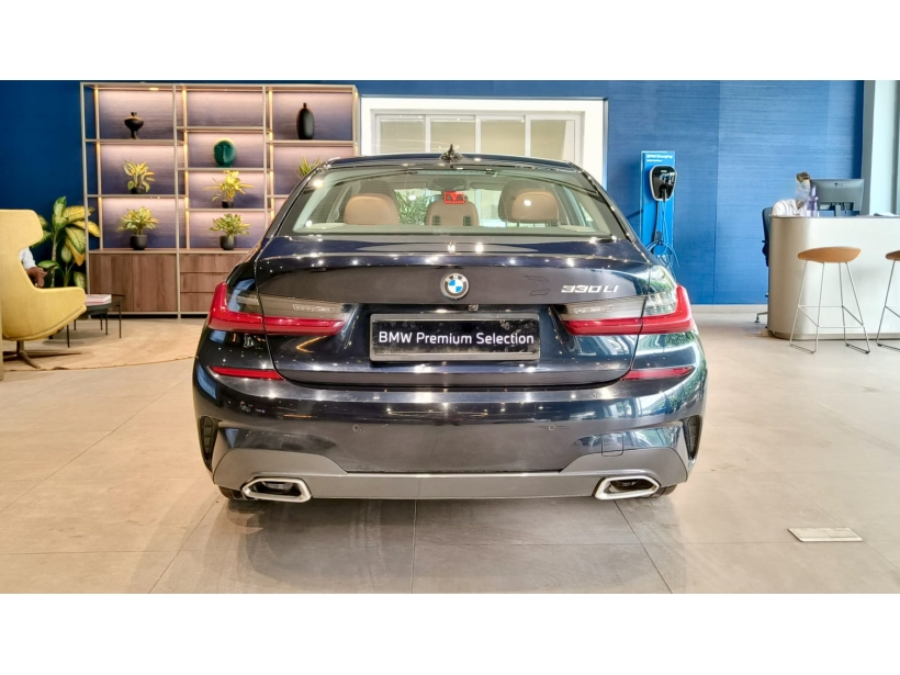 BMW 3 Series Gran Limousine 330Li M Sport
