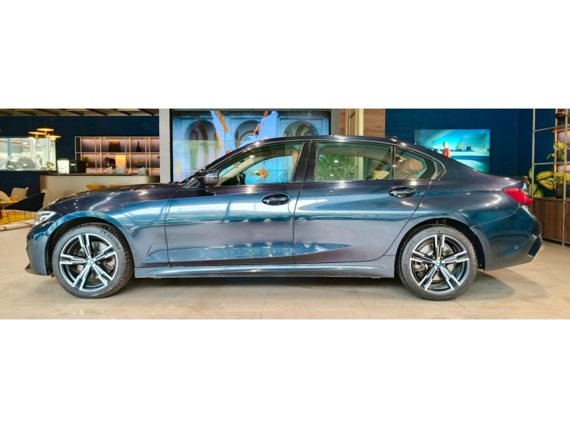 BMW 3 Series Gran Limousine 330Li M Sport