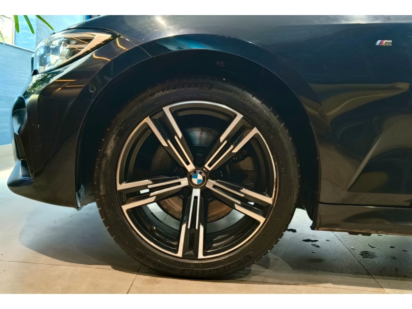 BMW 3 Series Gran Limousine 330Li M Sport