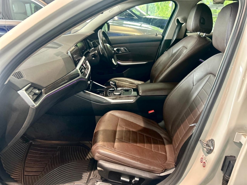 BMW 3 Series 320d Luxury Line