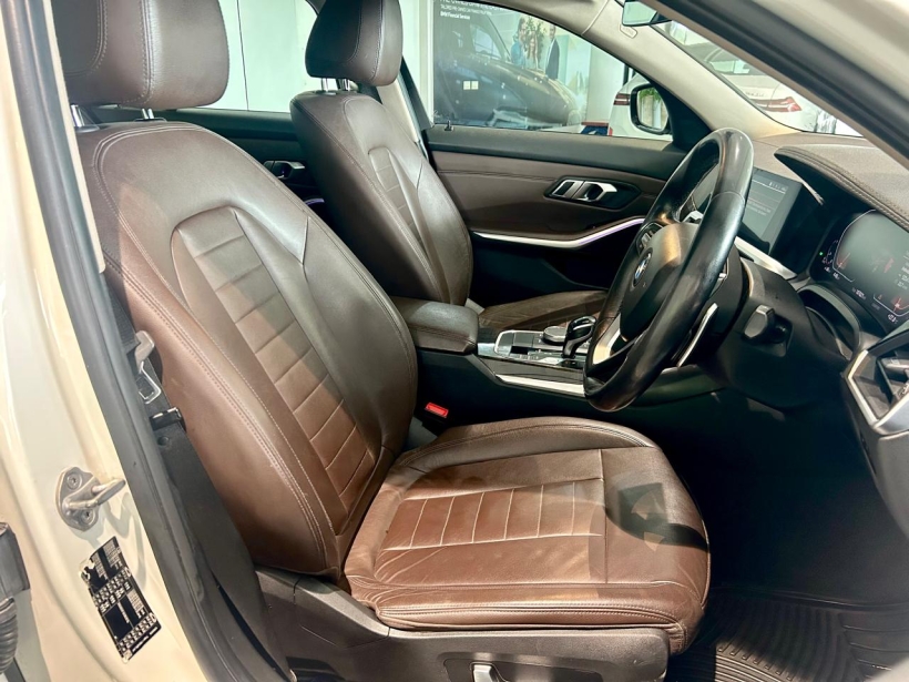 BMW 3 Series 320d Luxury Line