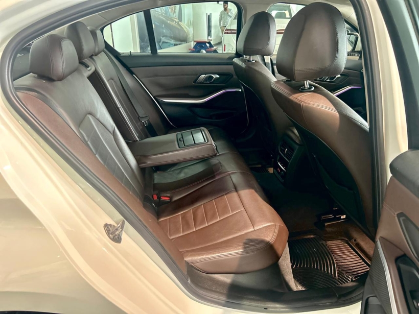 BMW 3 Series 320d Luxury Line