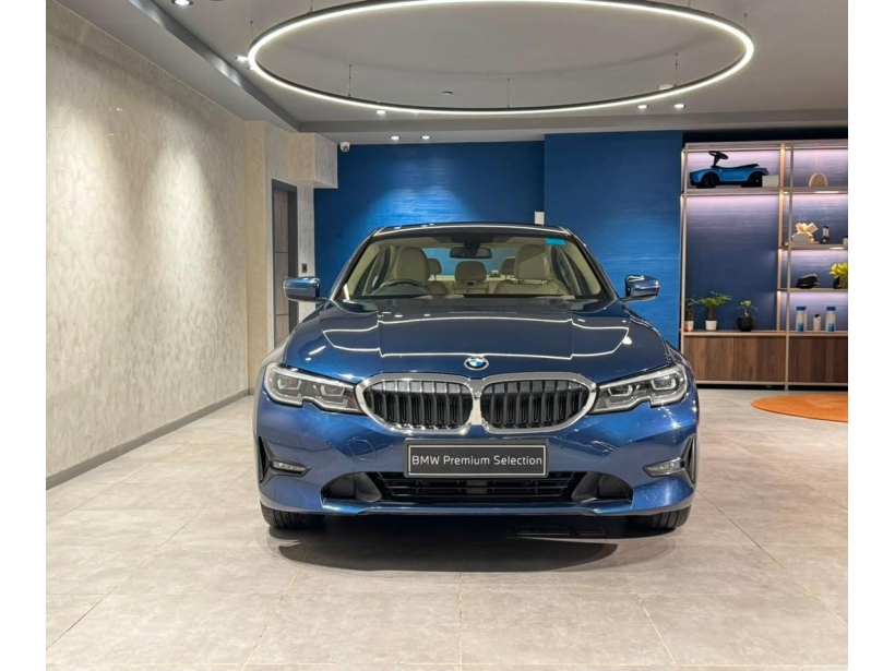 BMW 3 Series 330i Sport