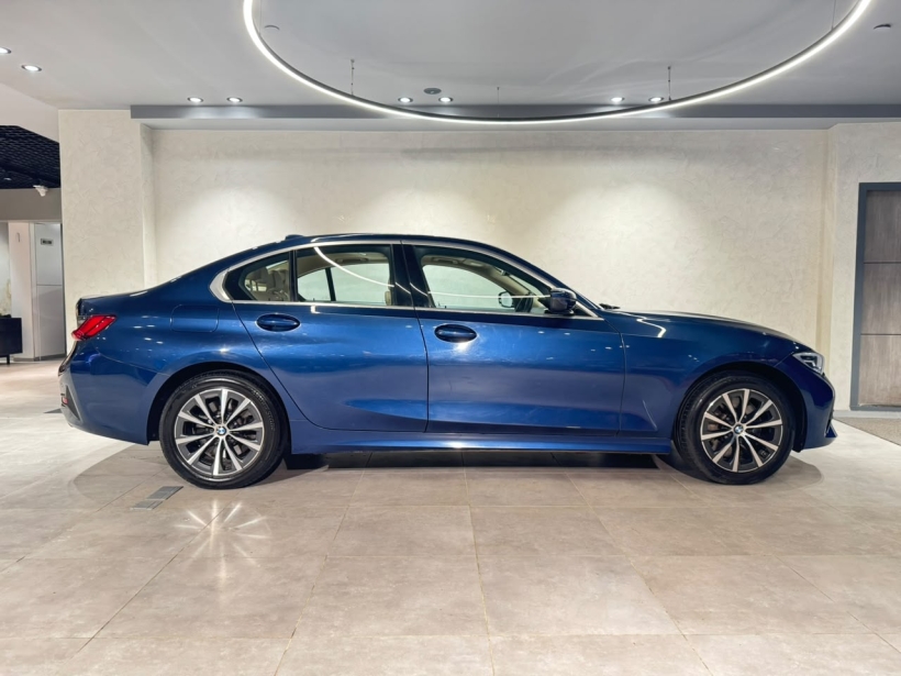 BMW 3 Series 330i Sport