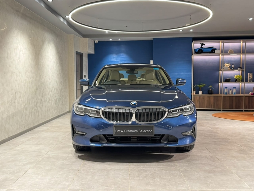 BMW 3 Series 330i Sport