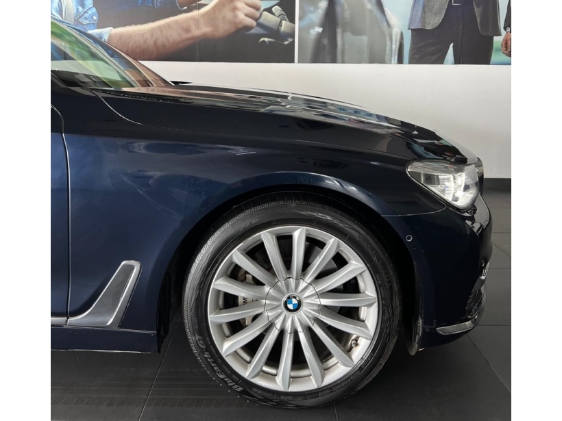 BMW 7 Series 730Ld DPE Signature