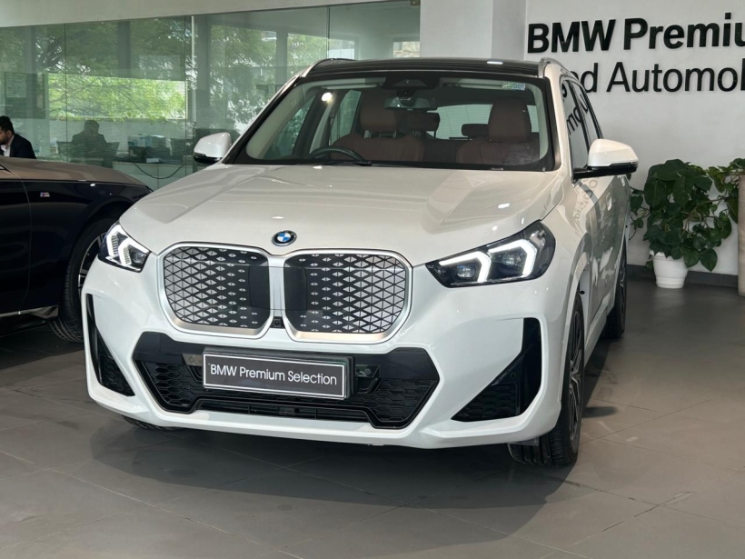 BMW iX1 eDrive20L M Sport