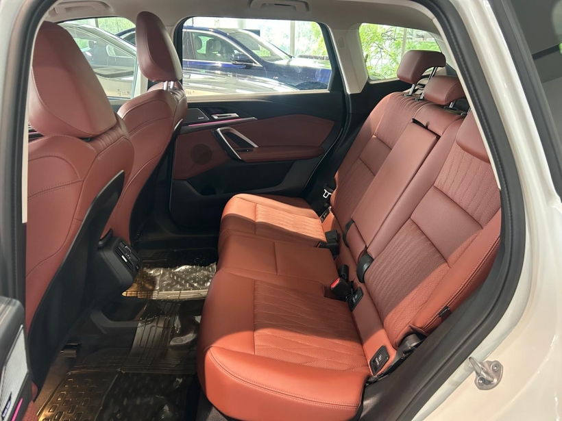 BMW iX1 eDrive20L M Sport