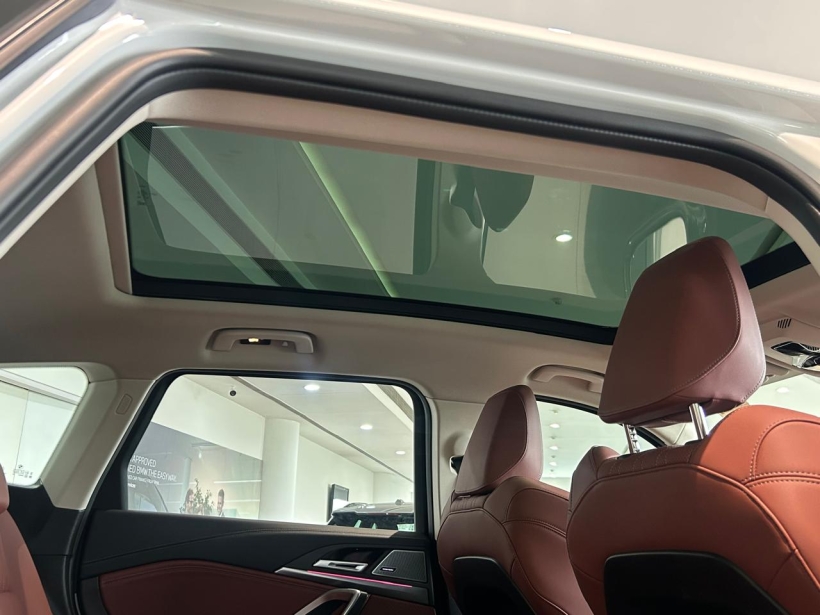 BMW iX1 eDrive20L M Sport